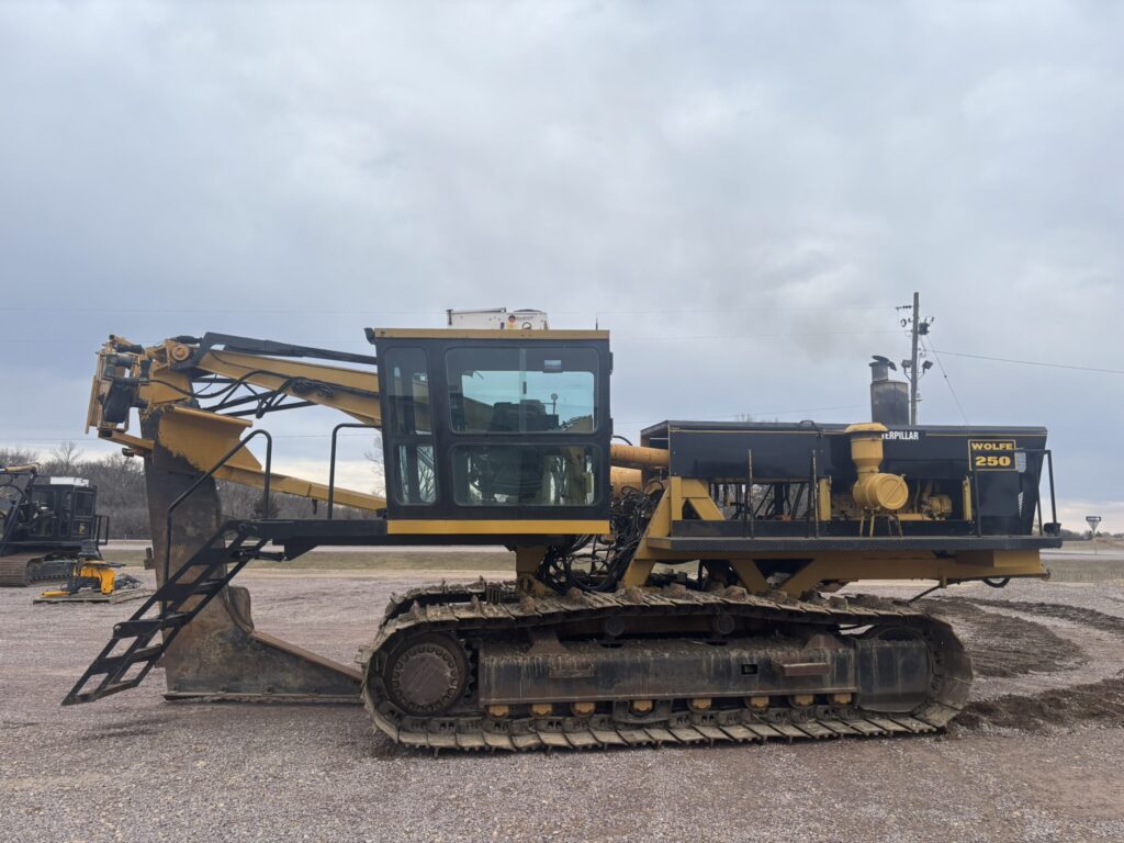 1995 Wolfe 250 Parallel Link Plow